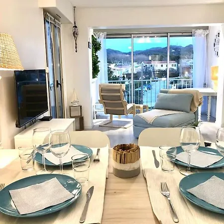 Apartmán Le Brusc. Design, Parking, Wifi & Double Vue! *