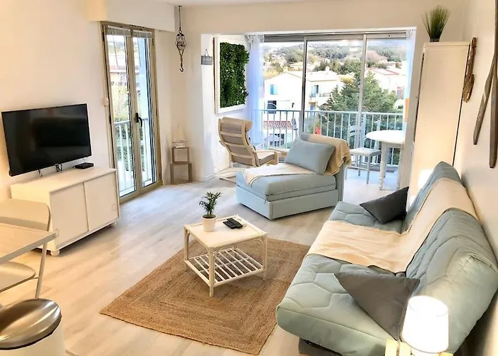 Le Brusc. Design, Parking, Wifi & Double Vue! Apartmán