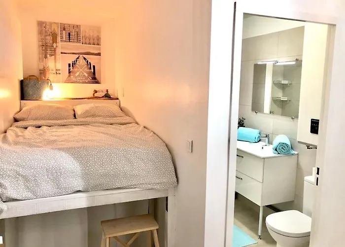 Apartmán Le Brusc. Design, Parking, Wifi & Double Vue!